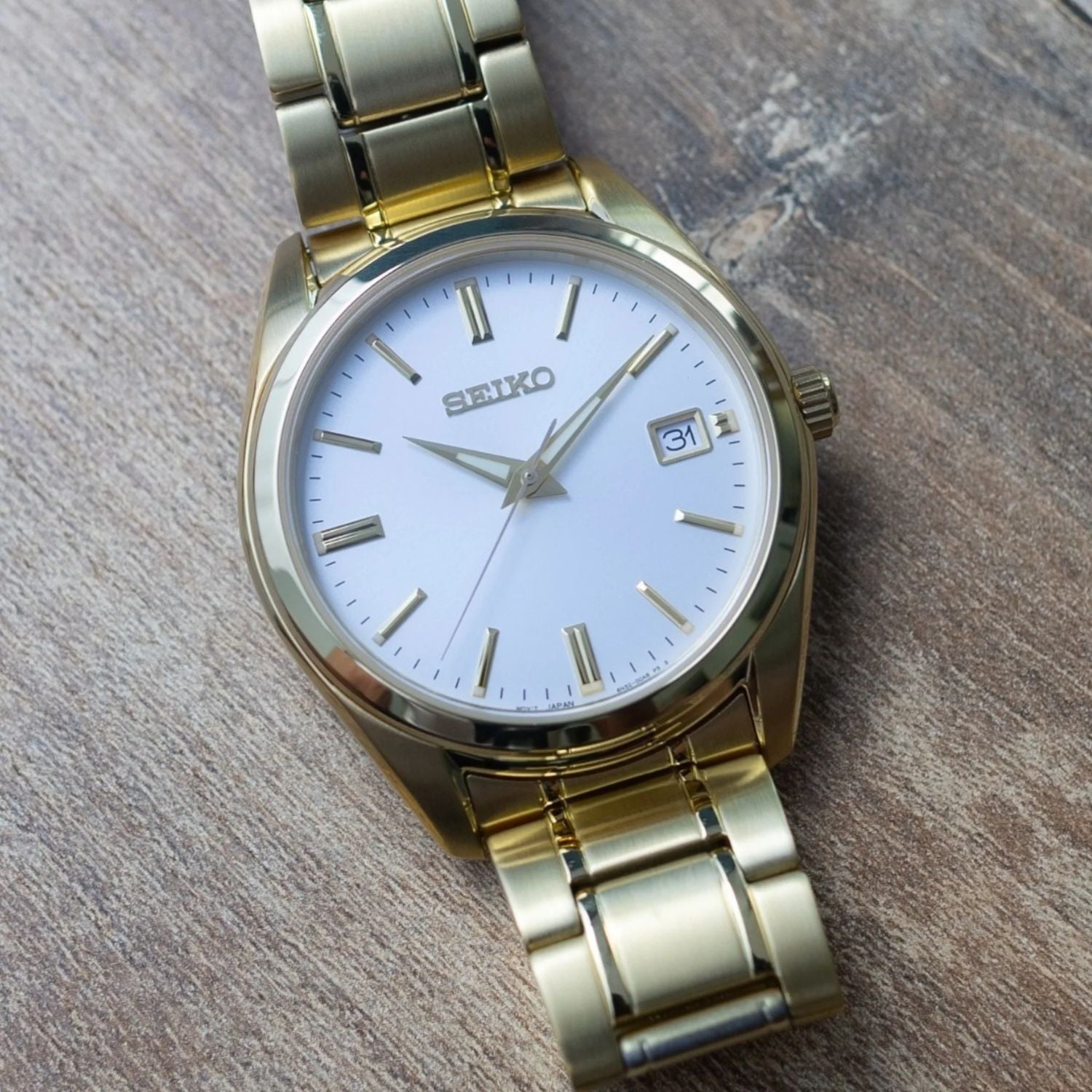 Seiko Essentials Gold SUR314 40mm
