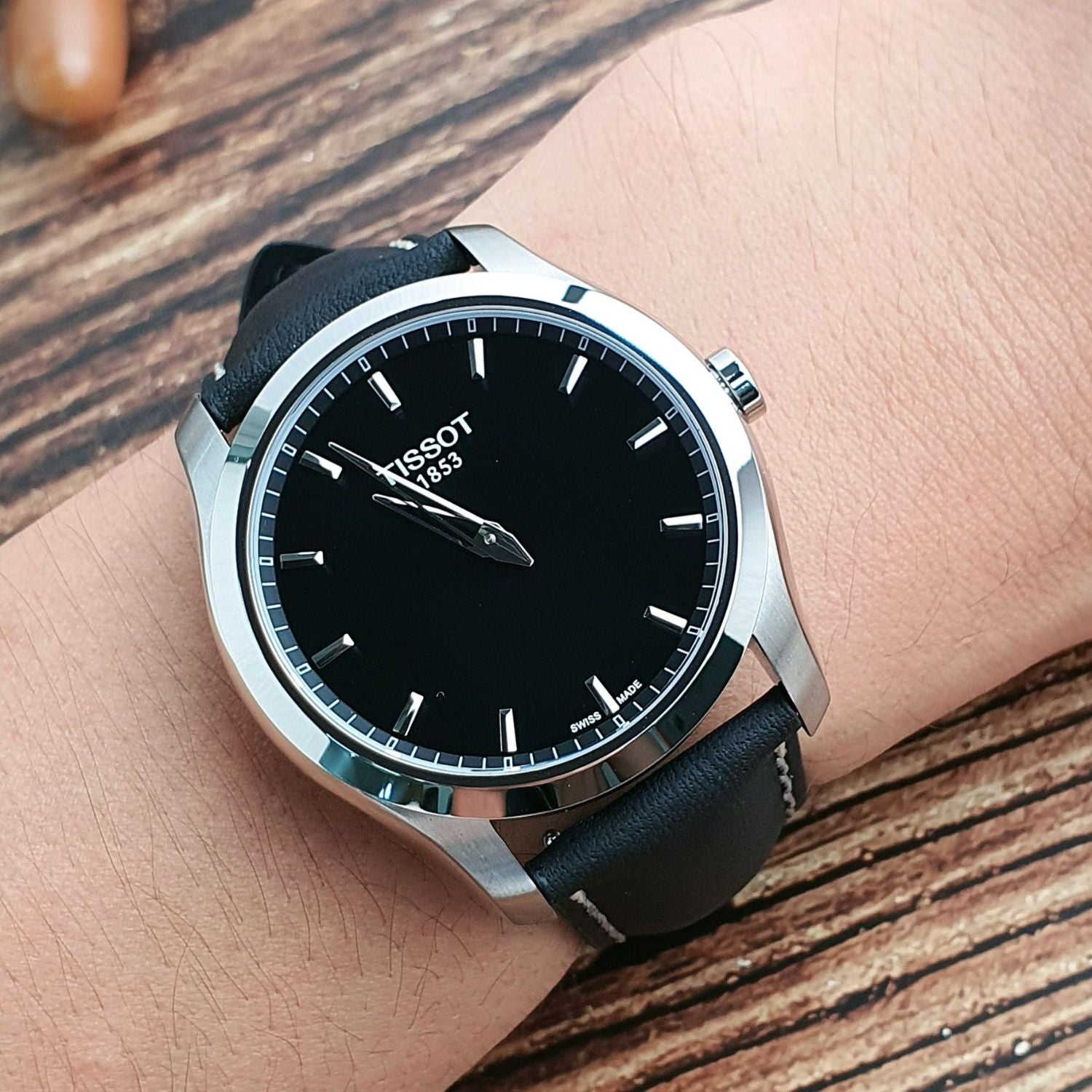 Tissot Couturier Black 39mm