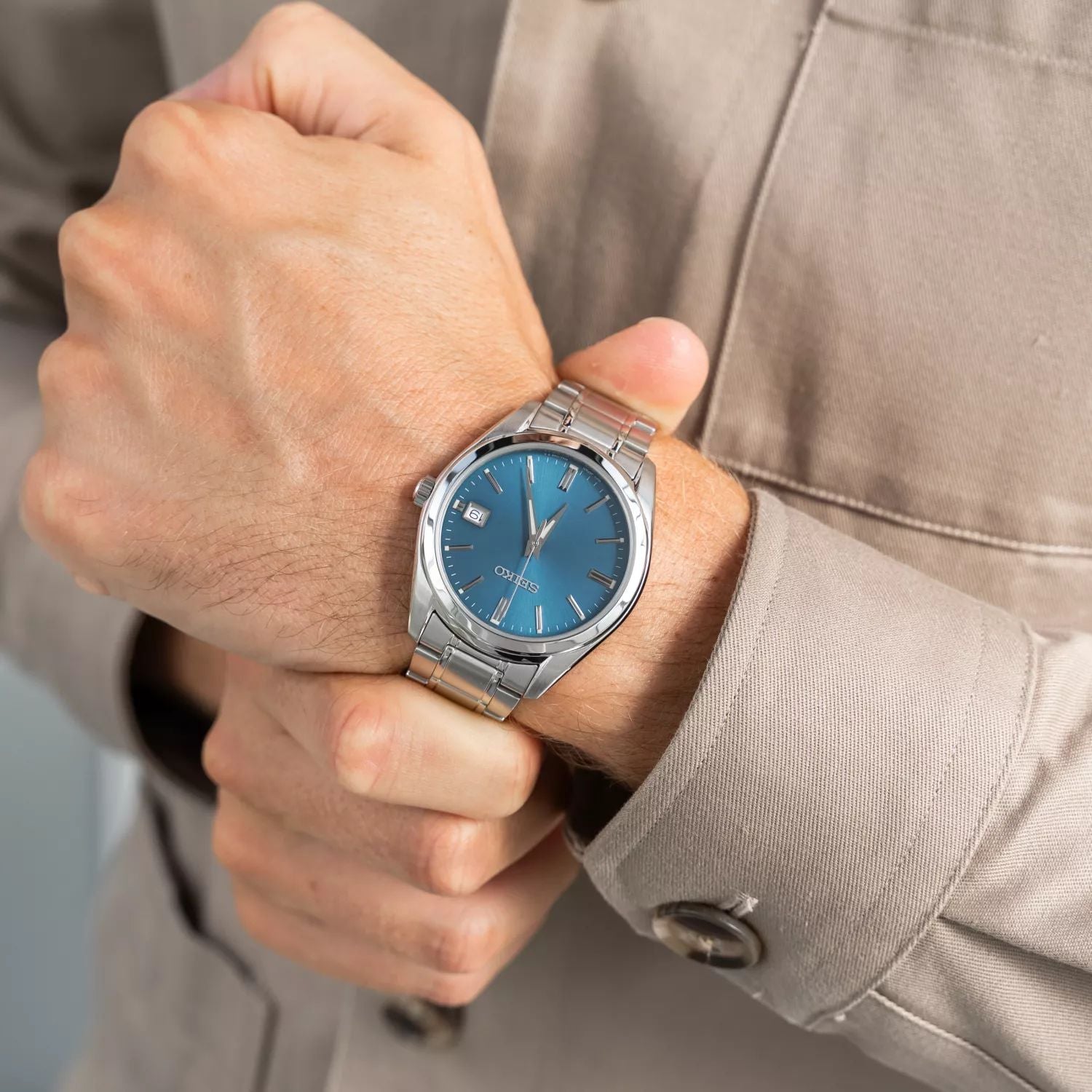 Seiko Essentials Azul Zafiro SUR525 40mm