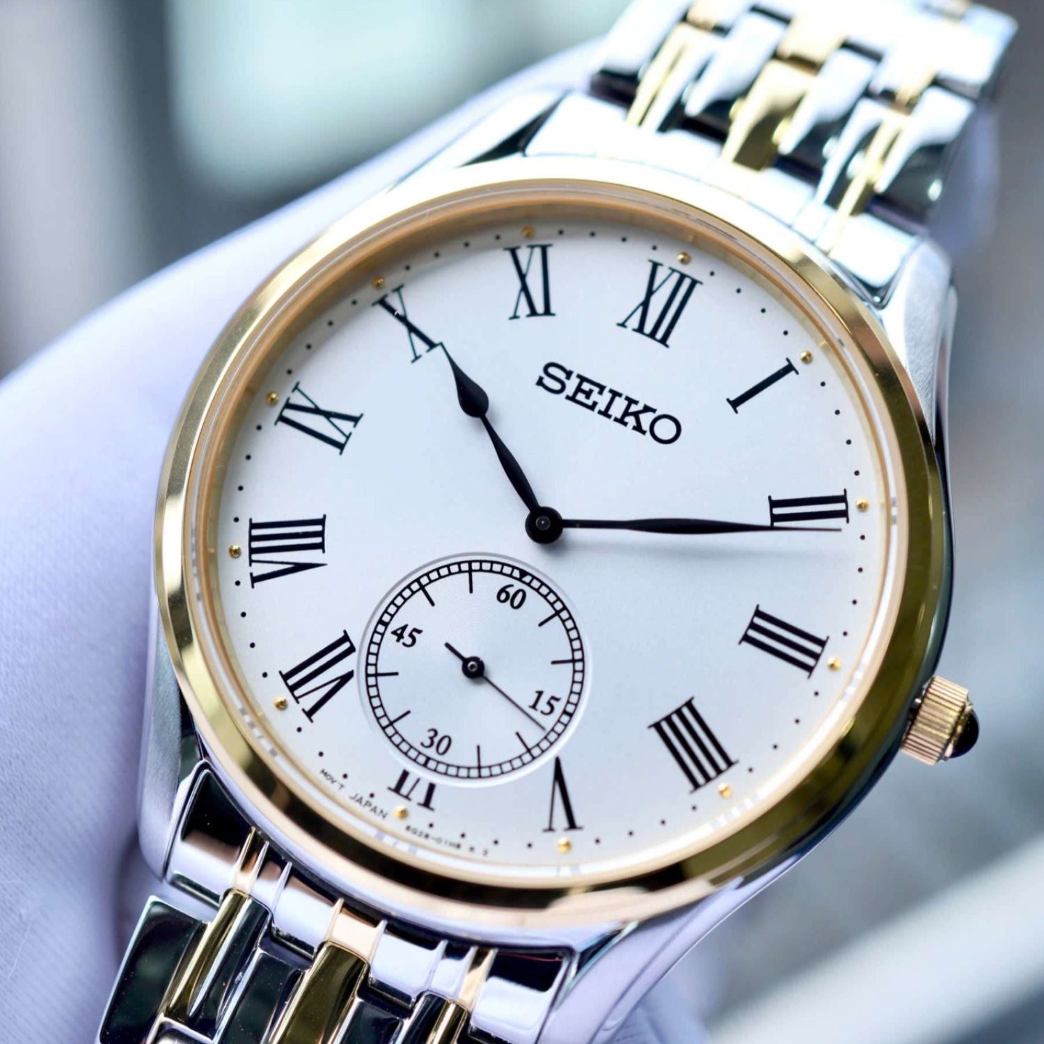 Seiko Essentials Two-Tone 39mm SRK048P1