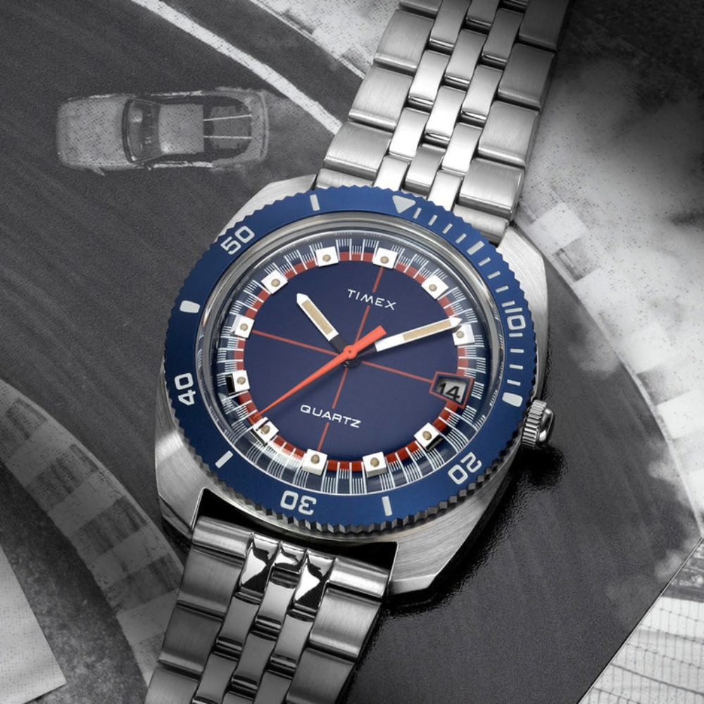 Timex Q 1971 Velocity Blue 36mm