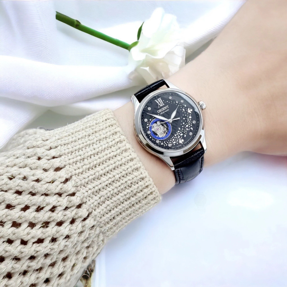 Orient Diamond Open Heart Ladies 35mm