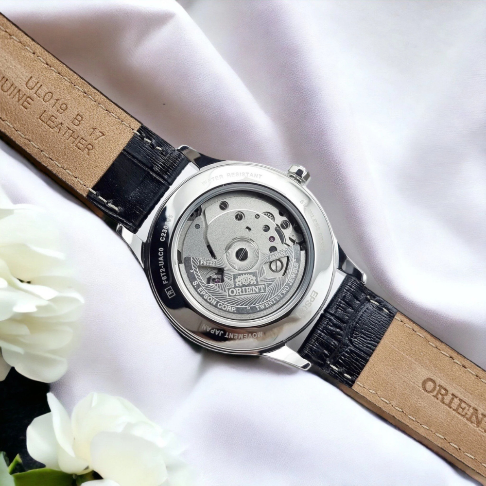 Orient Diamond Open Heart Ladies 35mm