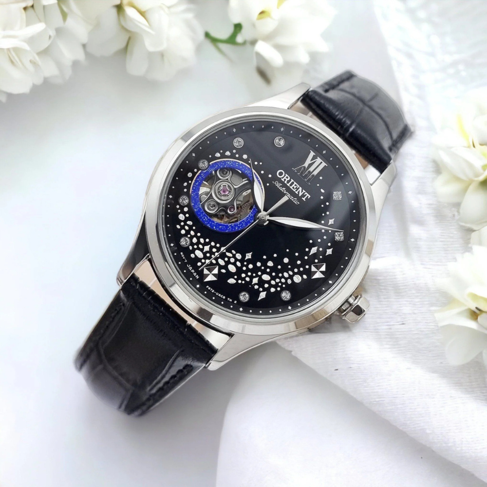 Orient Diamond Open Heart Ladies 35mm