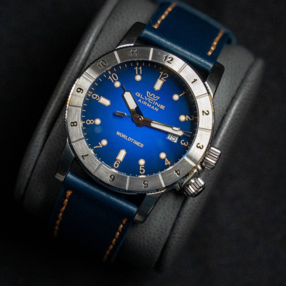 Glycine Airman Worldtimer Blue 42mm