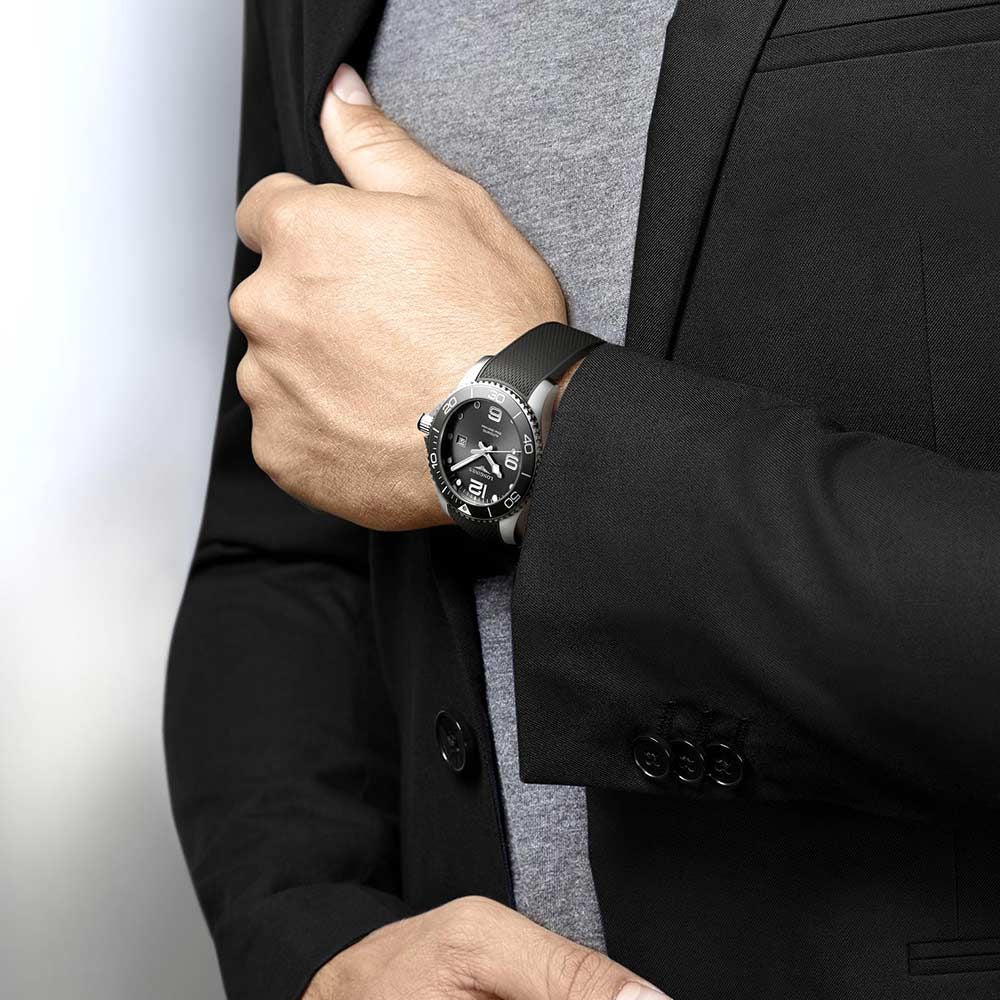 Longines Hydroconquest Automatic Ceramic Grey Rubber 41mm