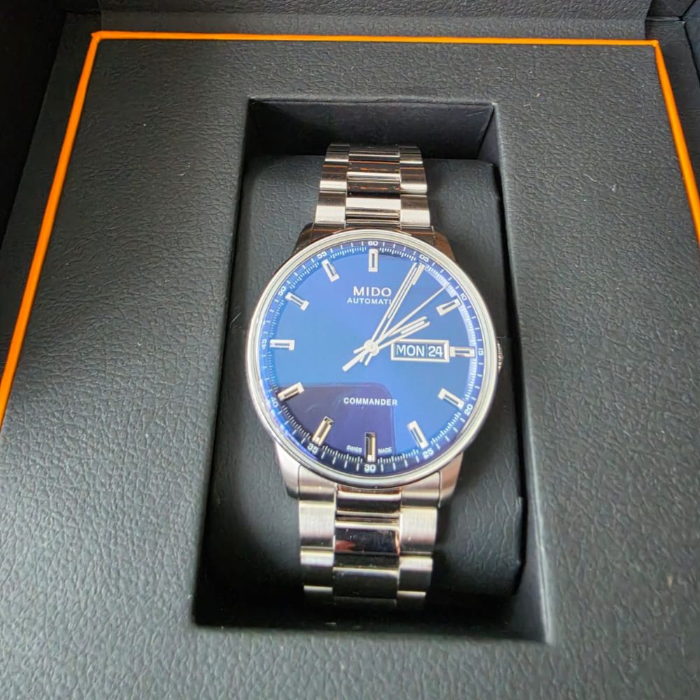 Mido Commander Datoday Automatic 40mm - SEMINUEVO