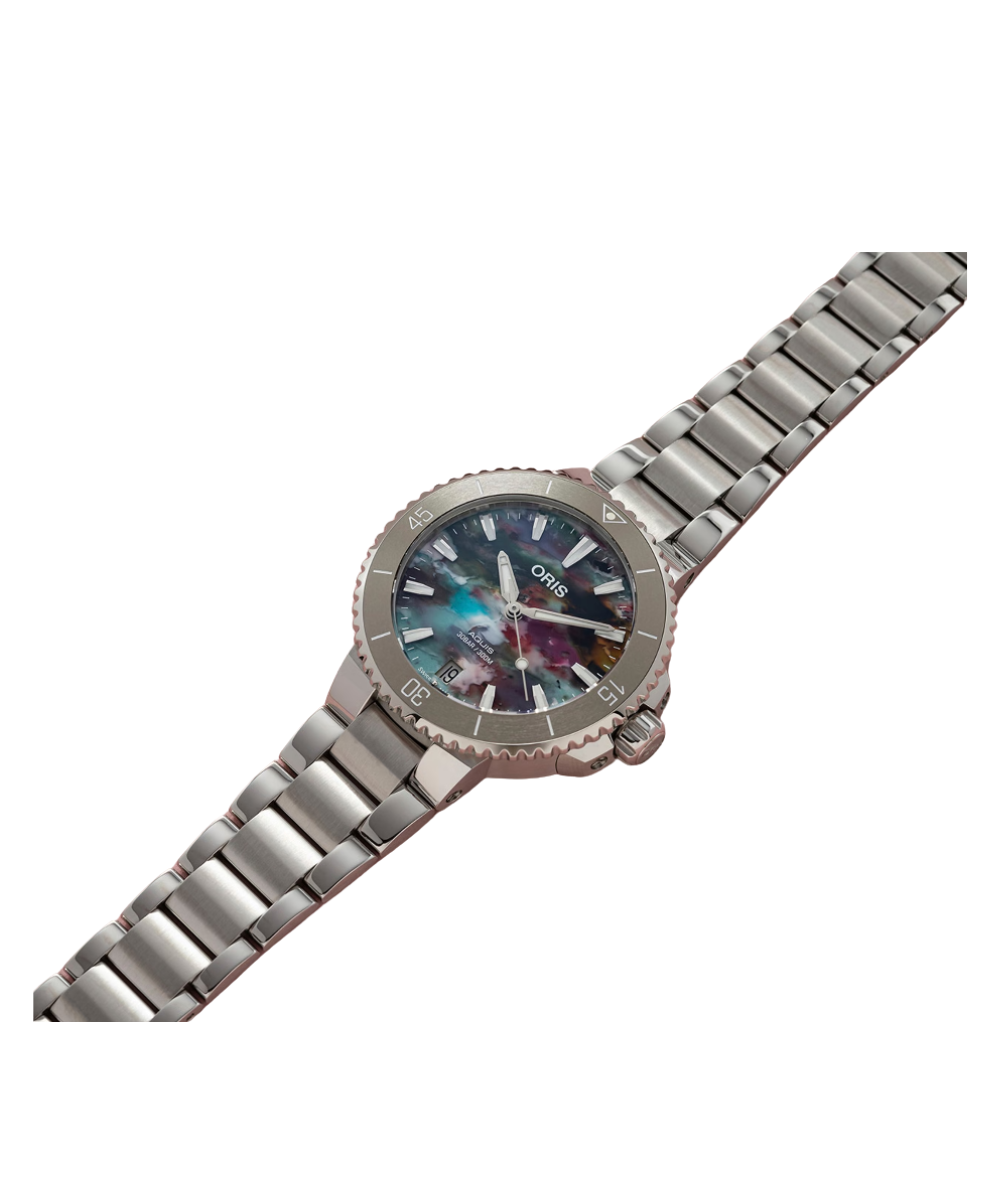 Oris Aquis Date Rainbow Upcycle 36.5mm