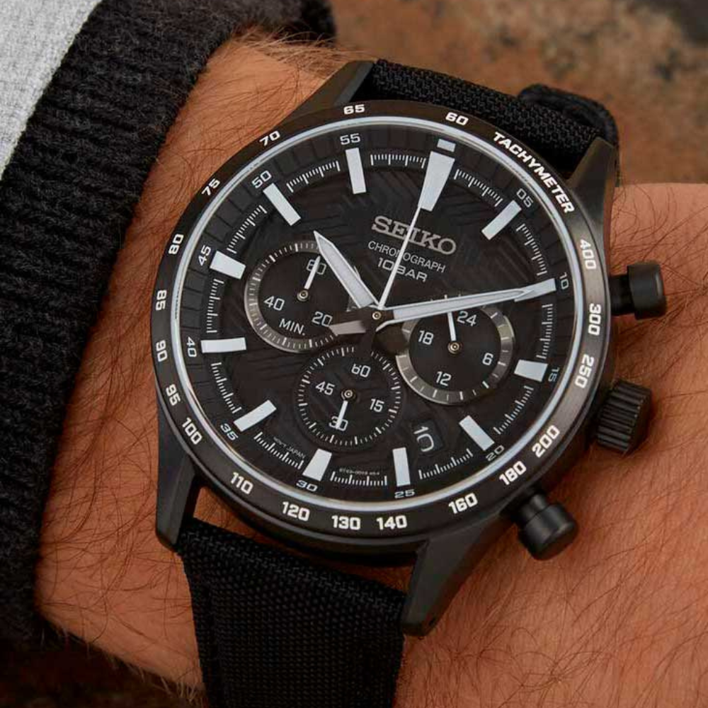 Seiko Essentials Cronograph Black SSB417 43mm